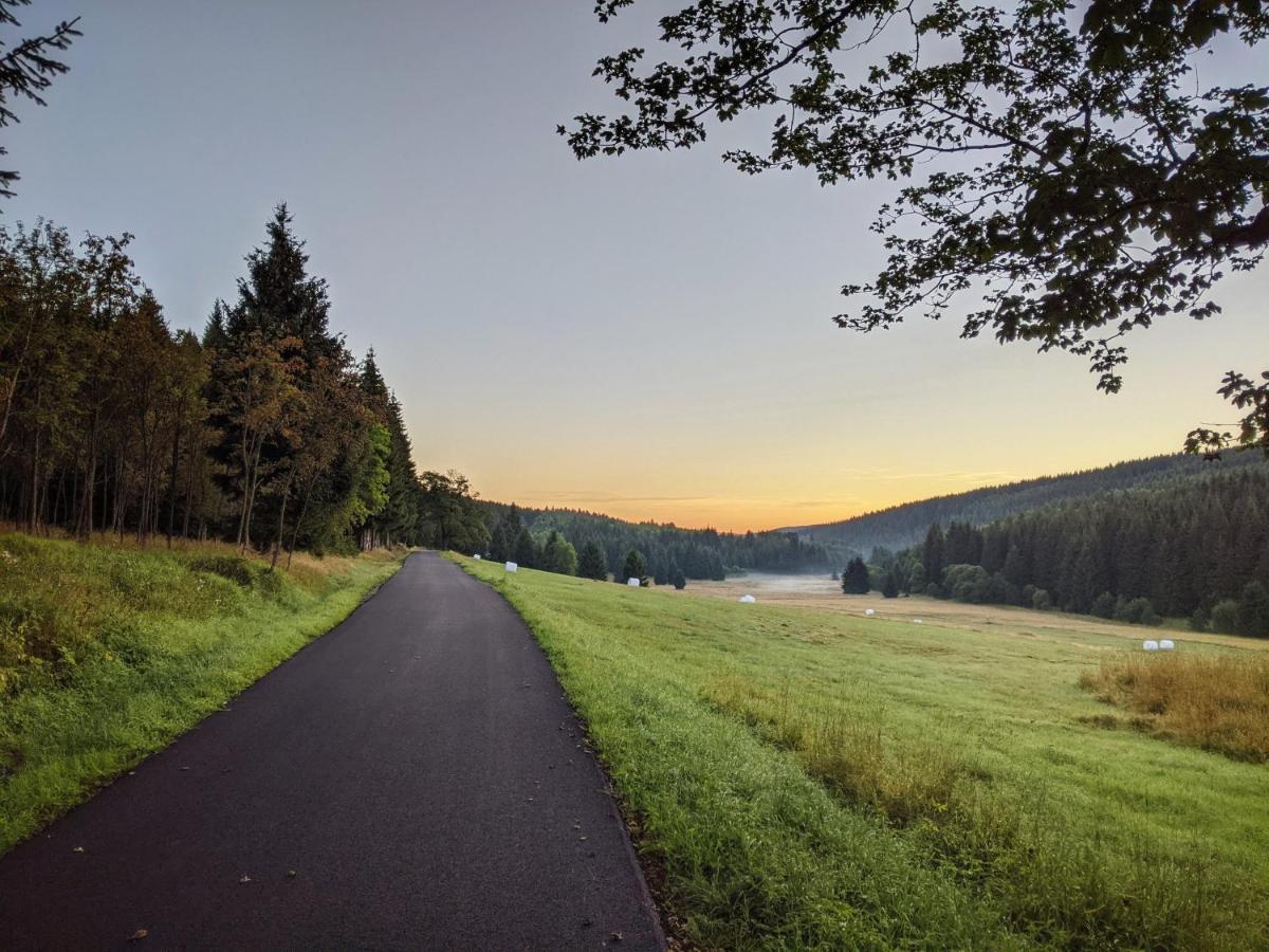 Apartmany Forest Kovarska Luaran gambar